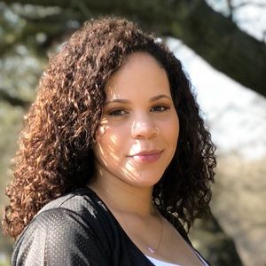 Meet your Posher, Kiana